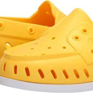 Sperry authentic float shoe, yellow, size 6